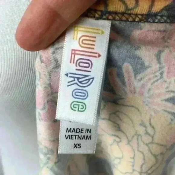 New Lularoe Classic T womens top Sz XS 0-2 - Picture 8 of 11